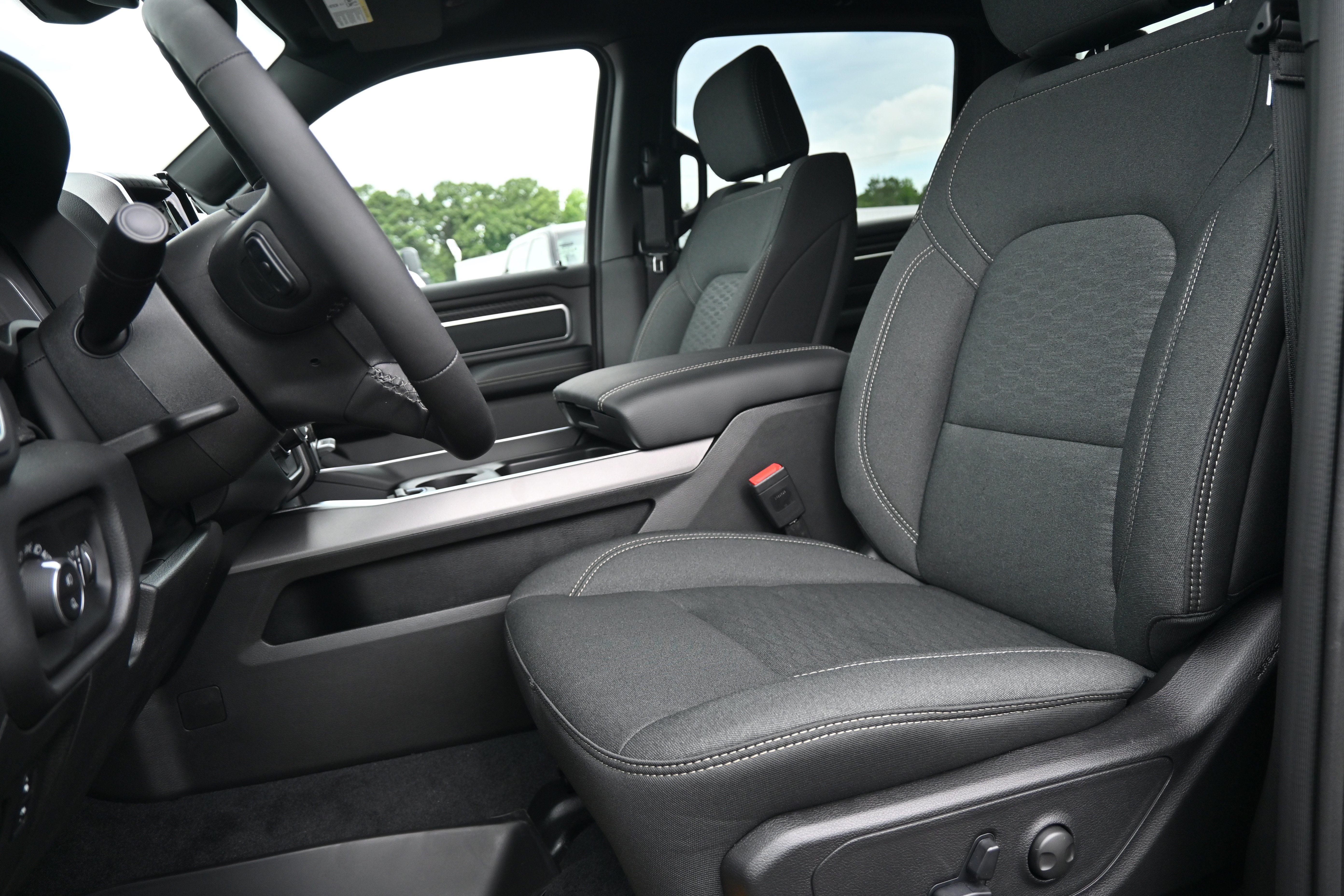 New 2026 RAM 1500 Big Horn AWD/4WD image 16