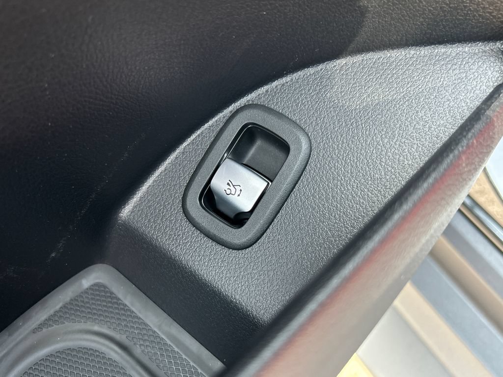 New 2026 Mercedes-Benz GLC 300 4MATIC image 13