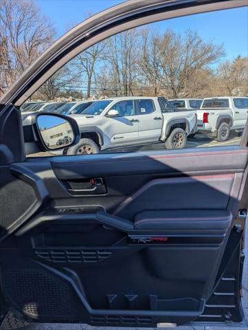 Certified 2025 Toyota Tacoma TRD Pro AWD/4WD image 17