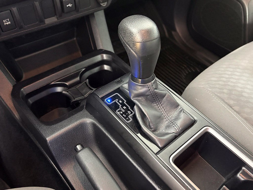 Used 2021 Toyota Tacoma SR w/ SR Convenience Package RWD image 26