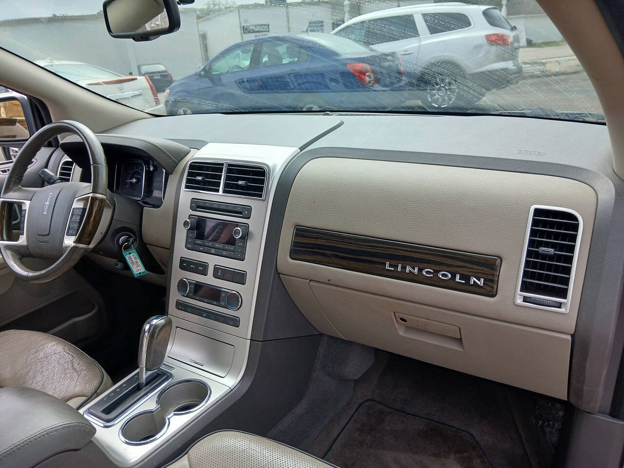 Used 2009 Lincoln MKX 2WD image 10