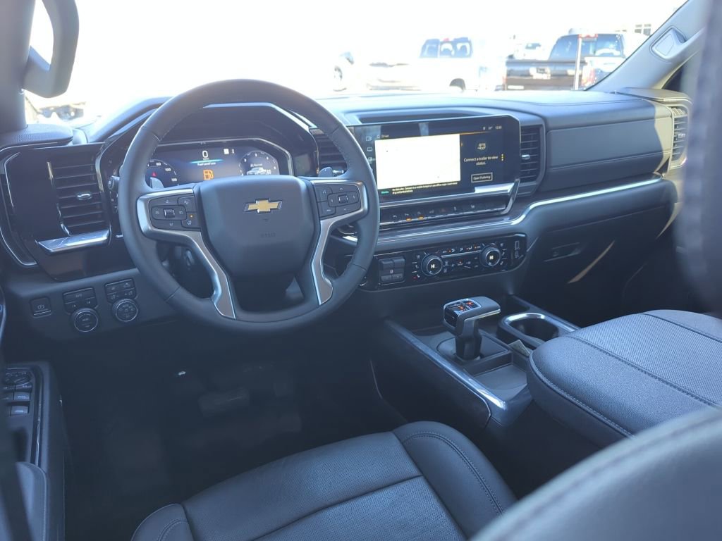 Used 2023 Chevrolet Silverado 1500 LTZ image 16