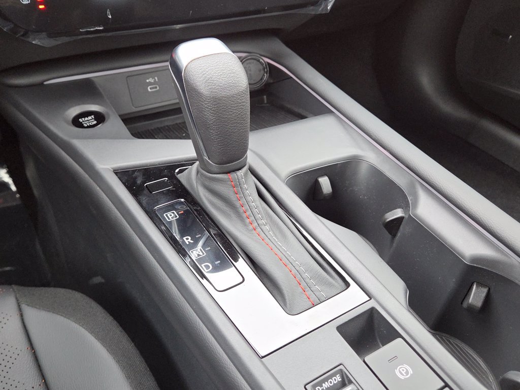 New 2026 Nissan Sentra SR w/ SR Premium Package FWD image 30