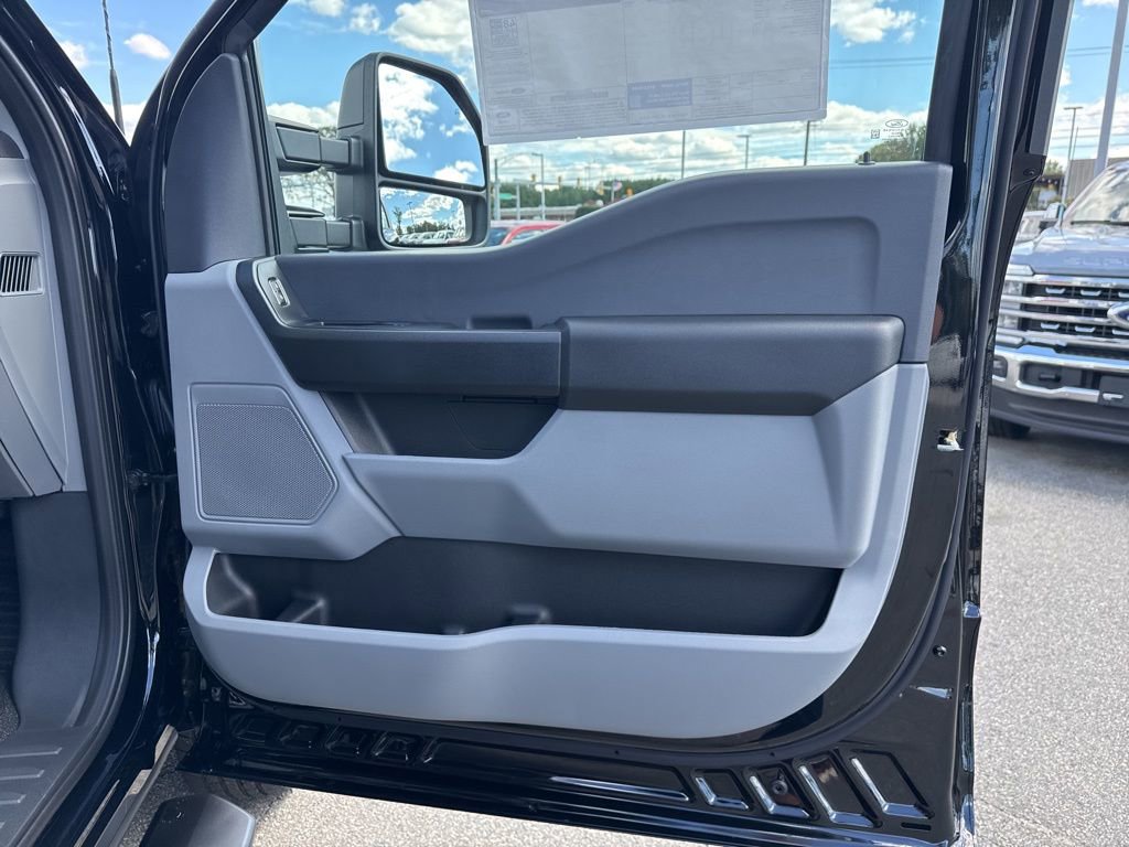New 2026 Ford F350 XL image 21