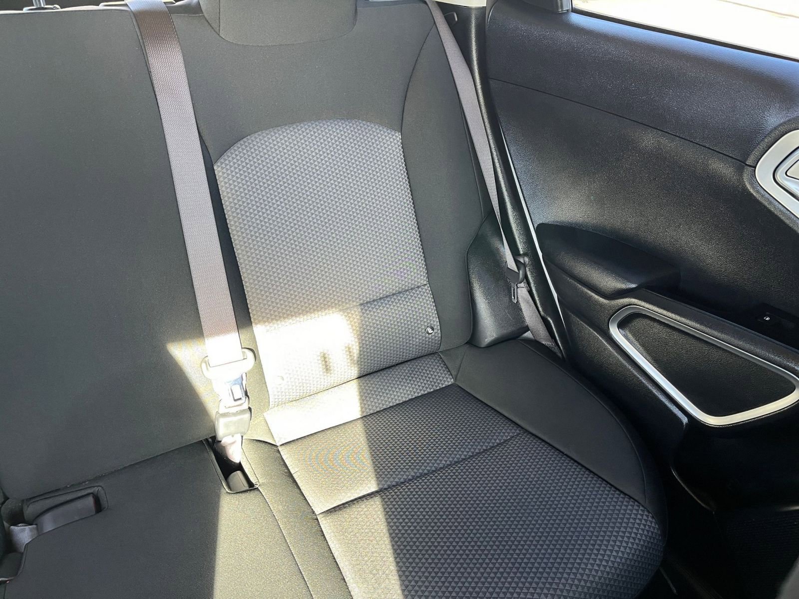 Used 2025 Kia Soul LX w/ LX Technology Package image 34