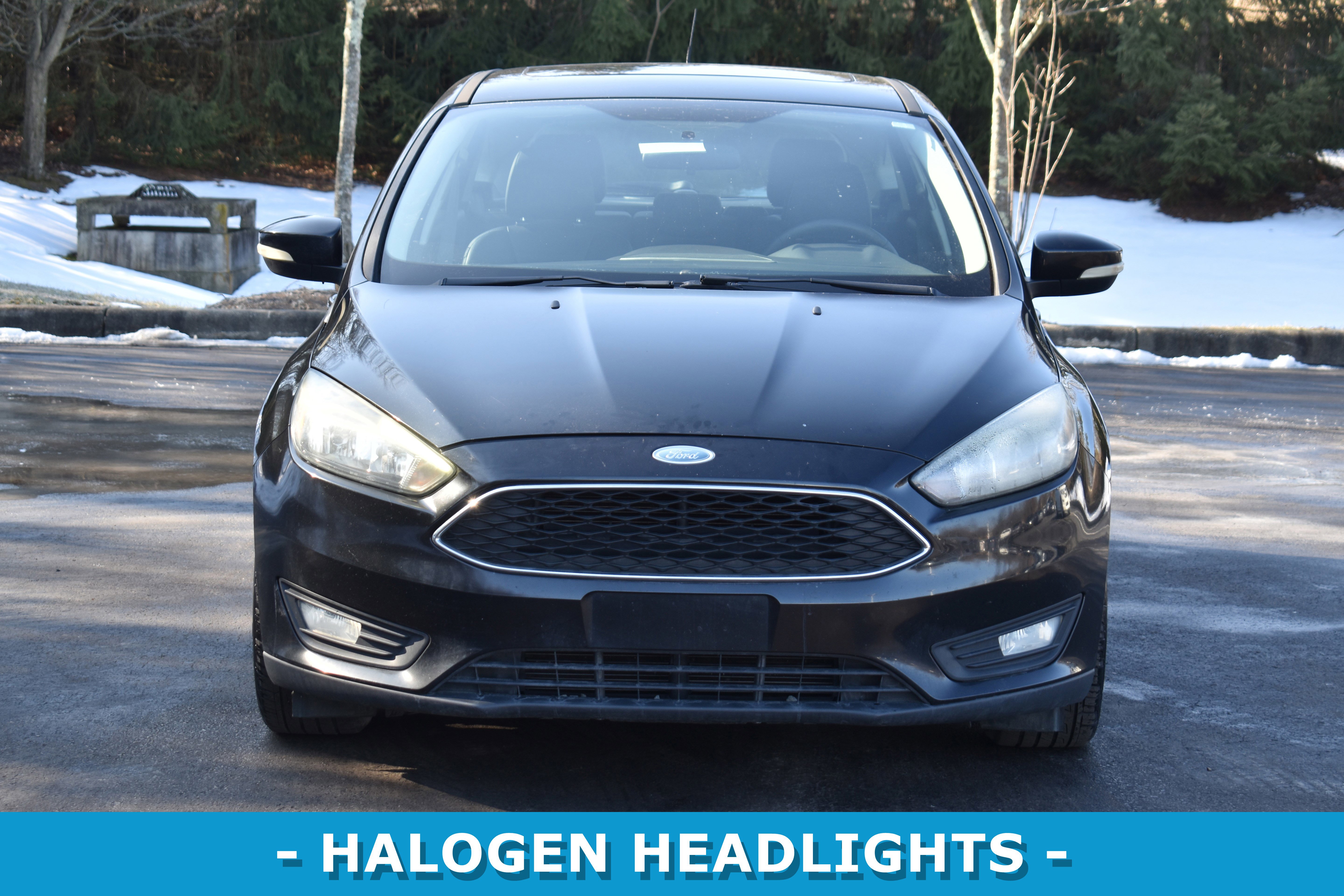 Used 2015 Ford Focus SE w/ Equipment Group 201A image 2