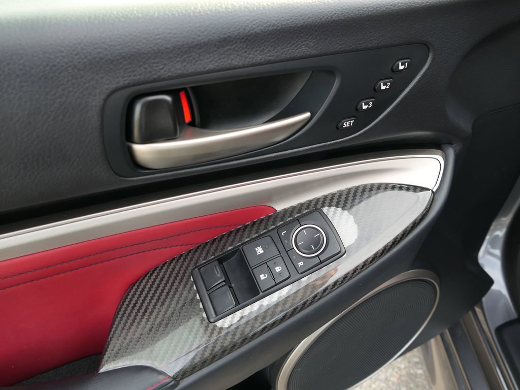 Used 2015 Lexus RC F w/ Performance Package image 11