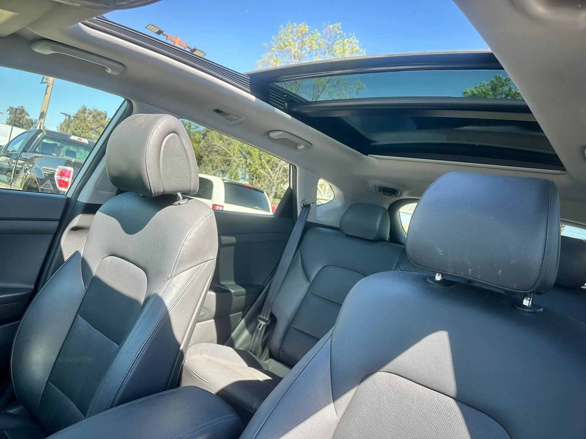 Used 2016 Hyundai Tucson Limited w/ Option Group 03 image 14