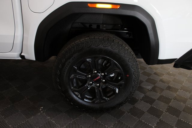 New 2025 GMC Canyon Elevation w/ Convenience Package image 9