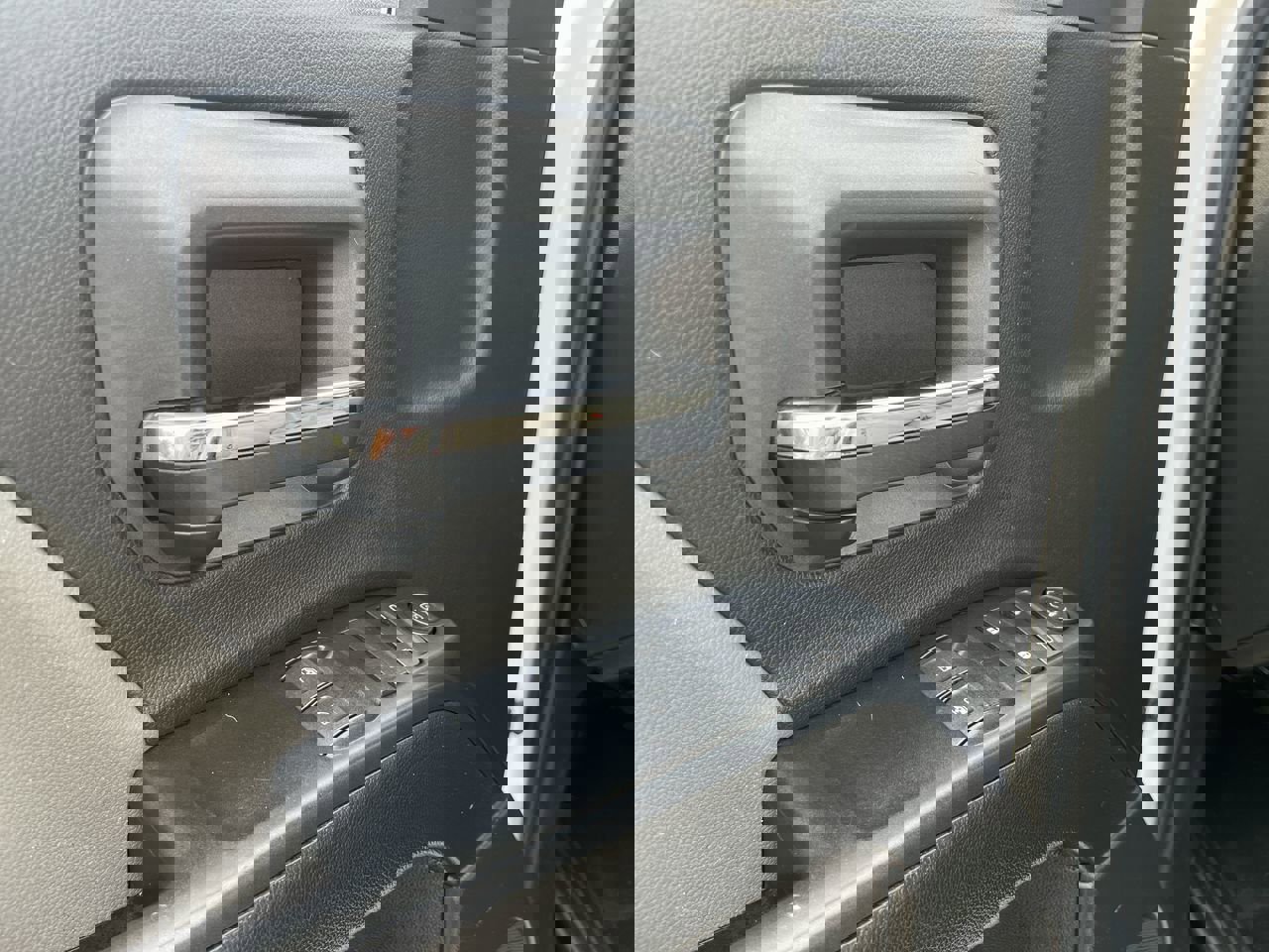 Used 2017 GMC Sierra 1500 2WD Regular Cab image 18