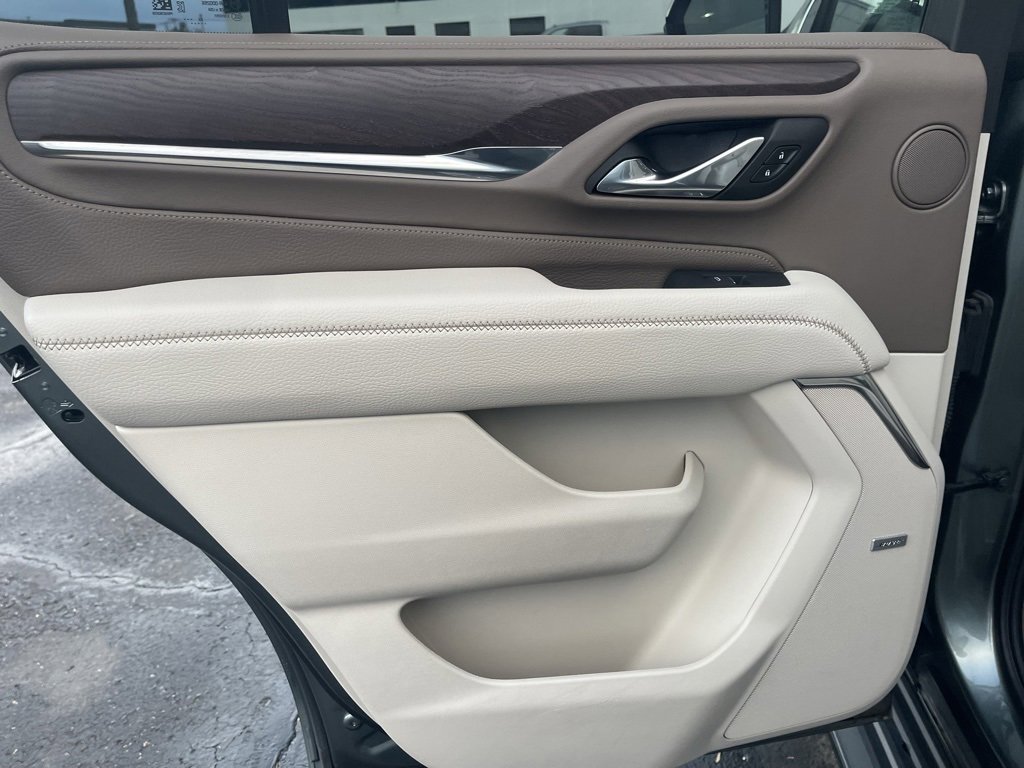 Used 2023 GMC Yukon Denali image 16