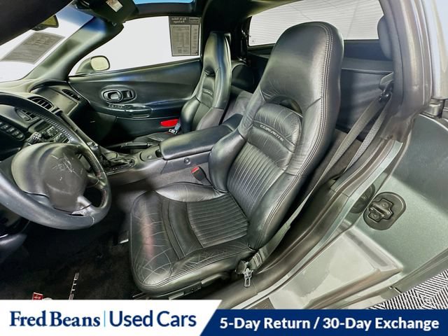 Used 2004 Chevrolet Corvette Coupe w/ Roof Package RWD image 26
