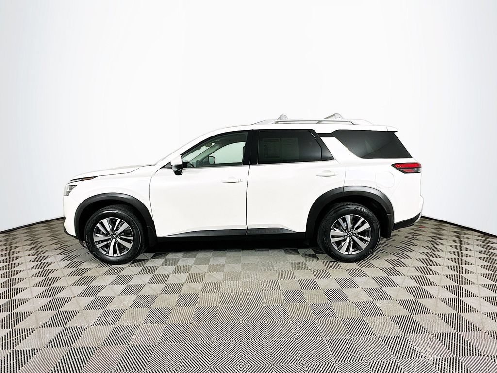 Certified 2024 Nissan Pathfinder SL AWD/4WD image 7