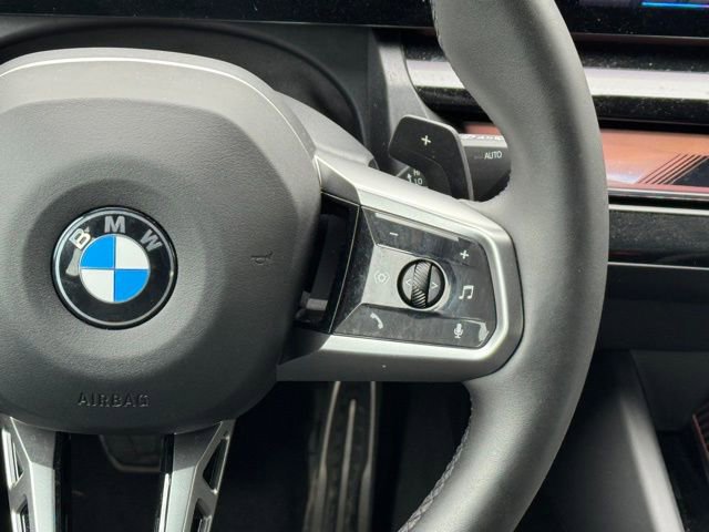 Used 2024 BMW 540i xDrive w/ Premium Package image 22