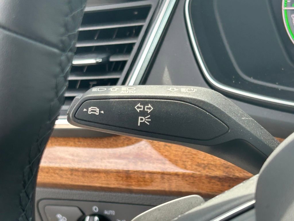 Certified 2024 Audi Q5 e Premium Plus w/ Premium Plus Package image 17