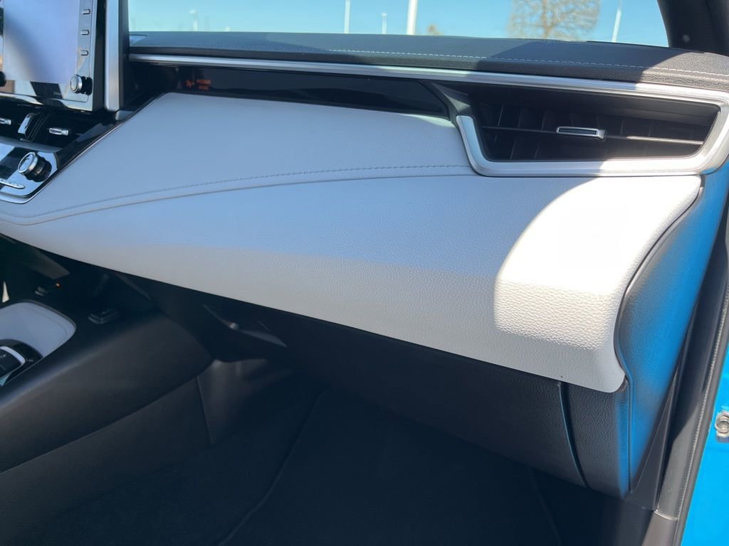 Used 2022 Toyota Corolla XSE image 26