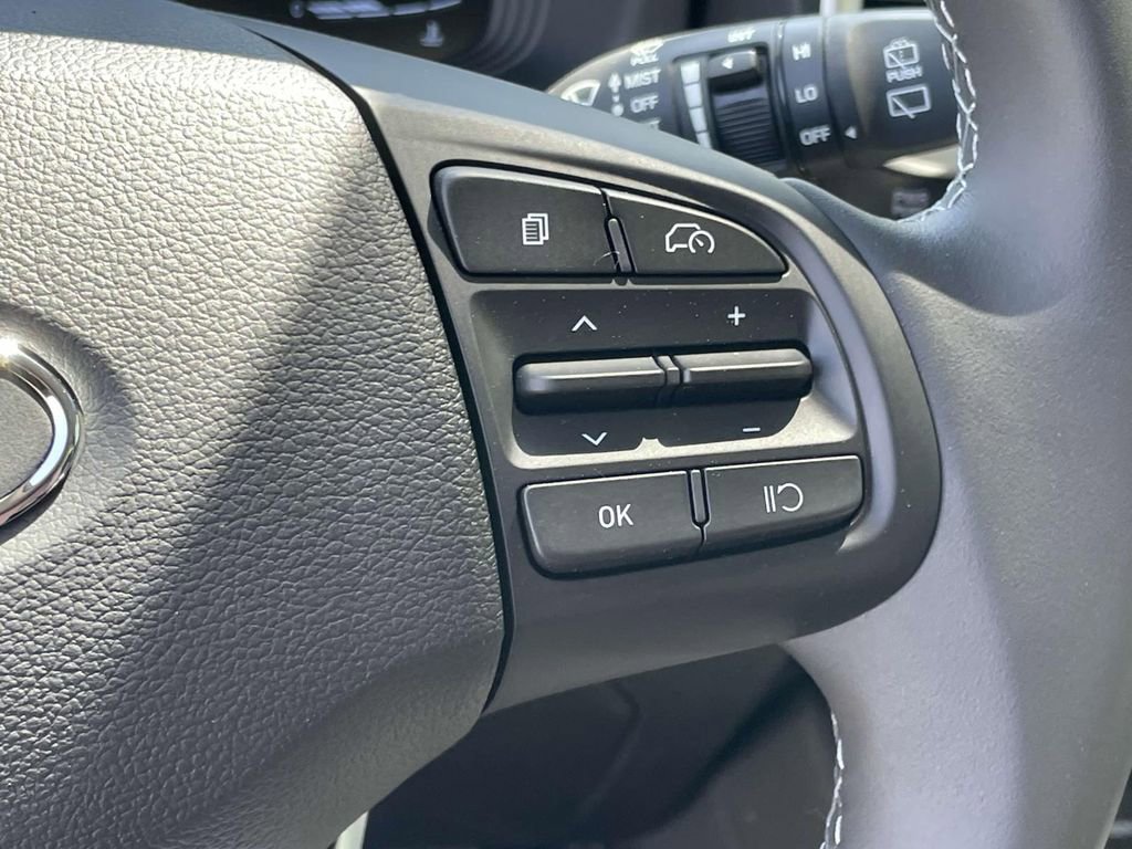 New 2025 Hyundai Venue SEL image 22