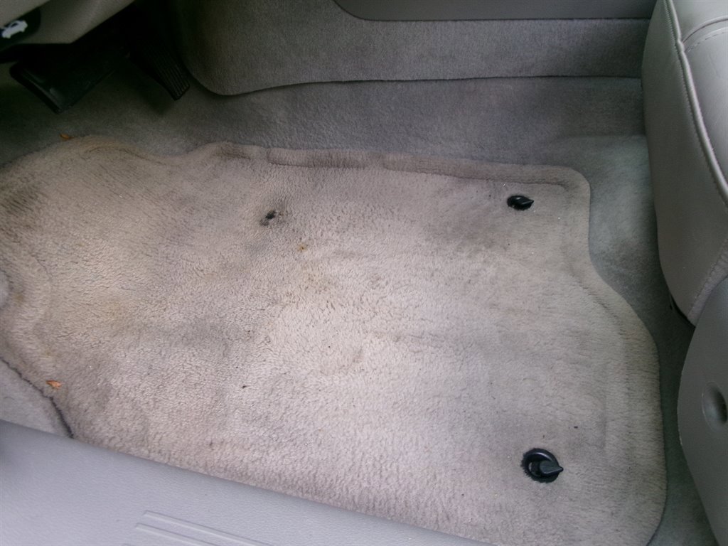 Used 2009 Saturn Aura XR image 12