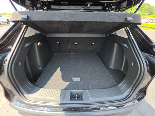New 2026 Chevrolet Trax LT w/ Driver Confidence Package FWD image 16