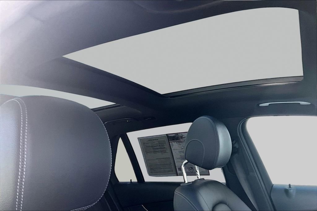 Used 2020 Mercedes-Benz GLC 300 4MATIC image 27