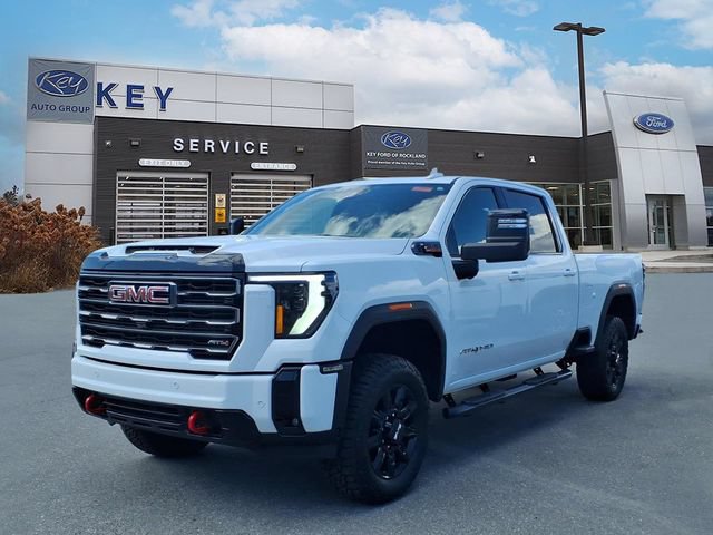 Used 2025 GMC Sierra 2500 AT4 AWD/4WD image 1