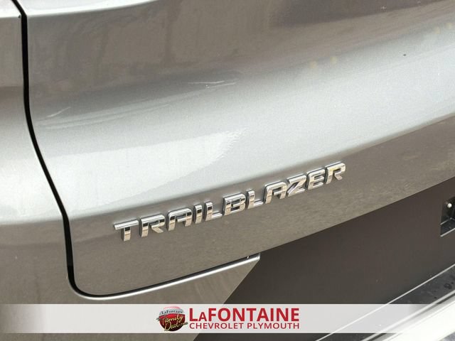 Used 2025 Chevrolet TrailBlazer LT FWD image 28