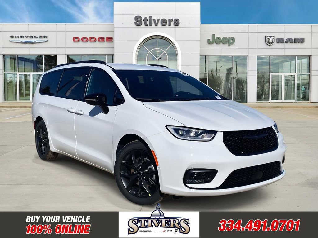 New 2026 Chrysler Pacifica Select w/ S Appearance Package image 1