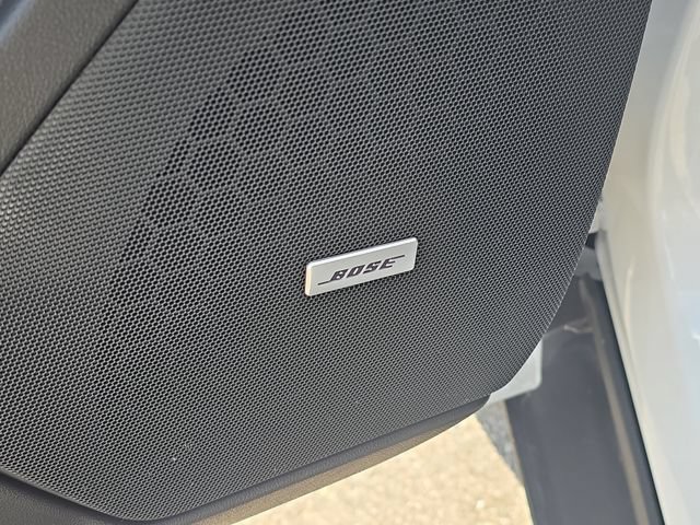 Used 2020 Cadillac XT5 Sportv w/ LPO, Floor Liner Package AWD/4WD image 11