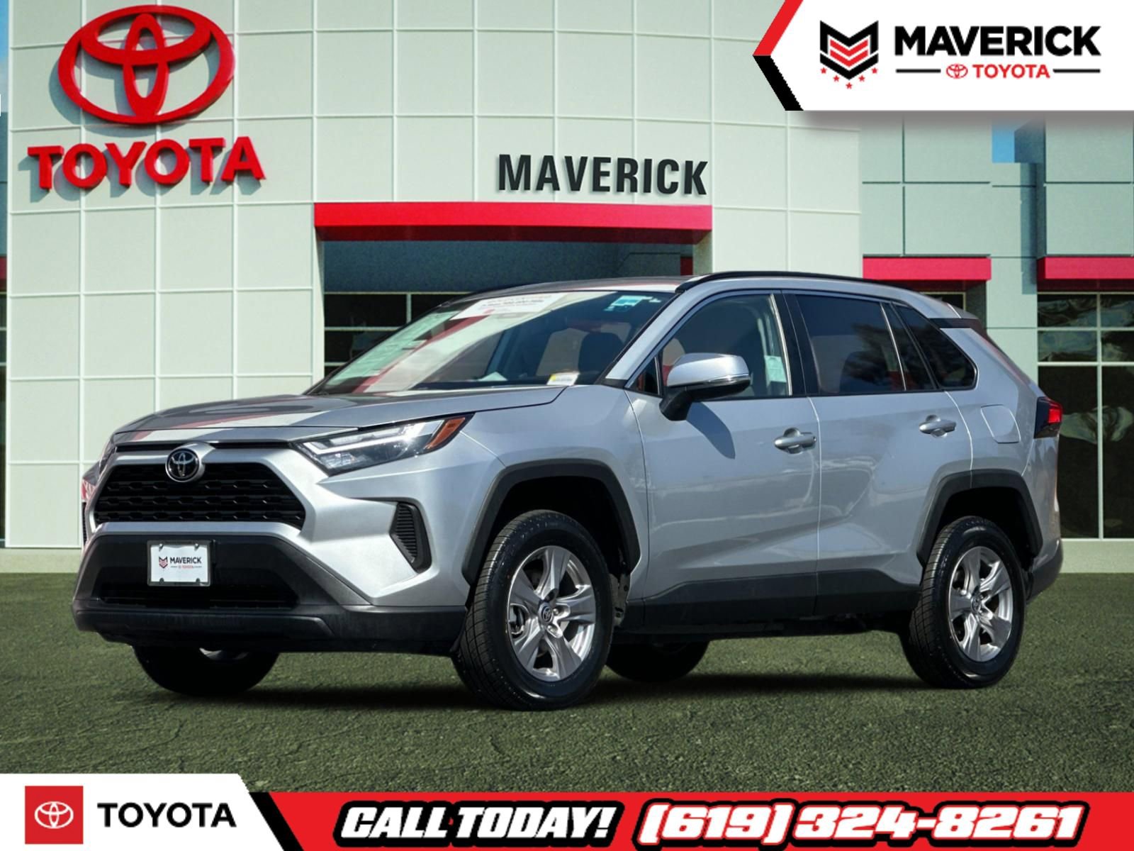 Used 2025 Toyota RAV4 XLE FWD image 1