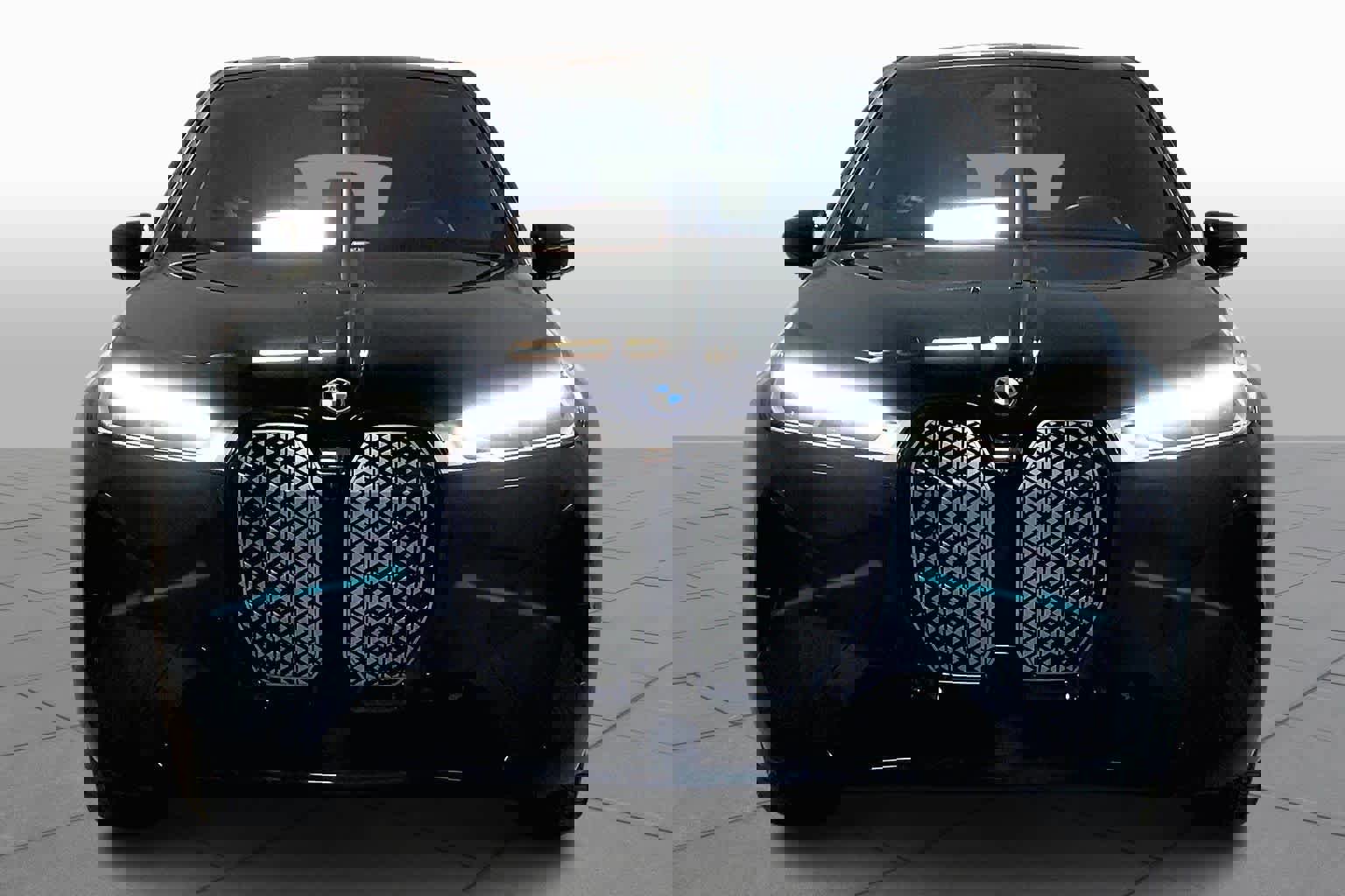 Certified 2024 BMW iX xDrive50 w/ Sport Package image 3