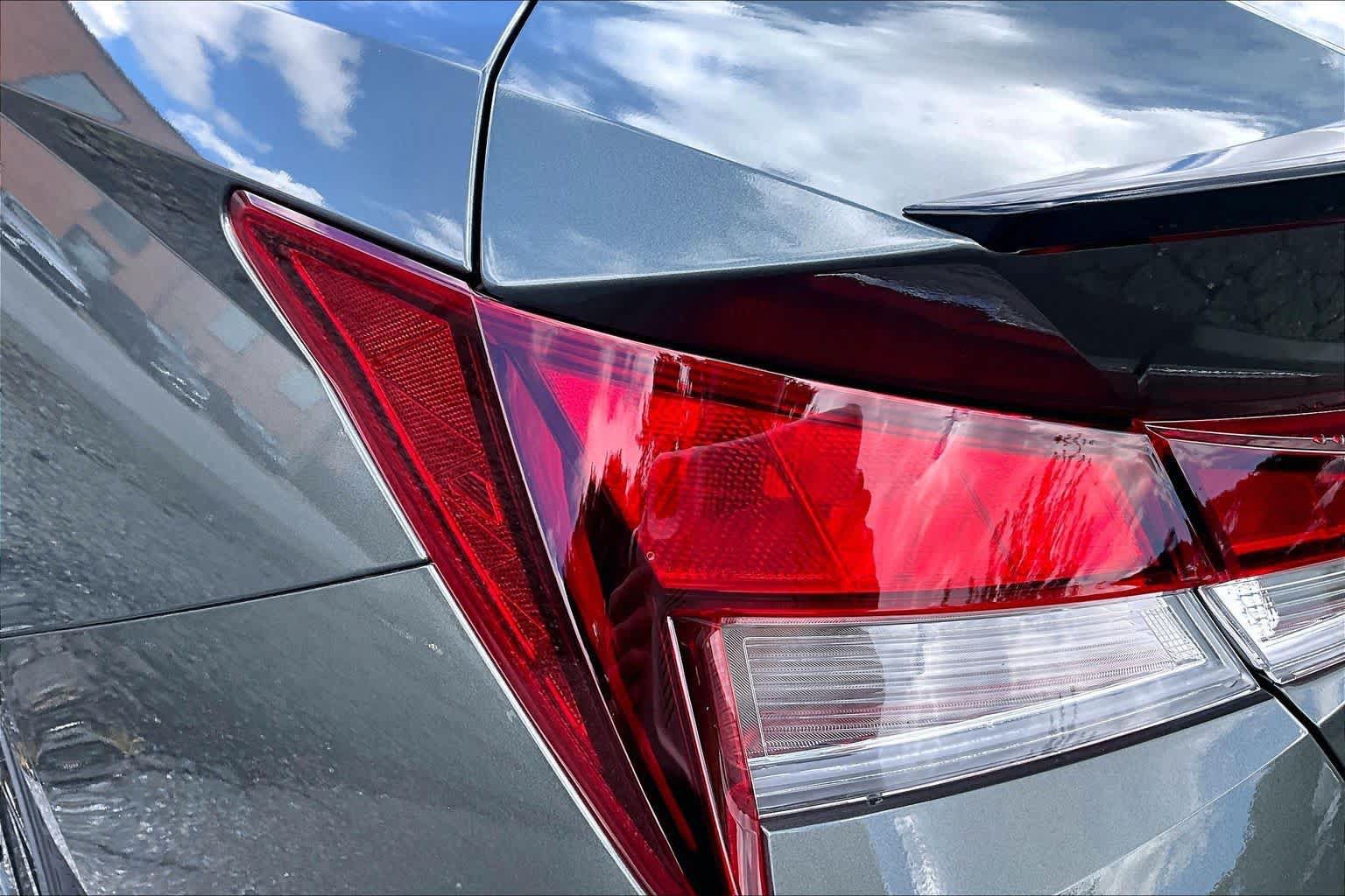 New 2026 Hyundai Elantra SEL Sport FWD image 12