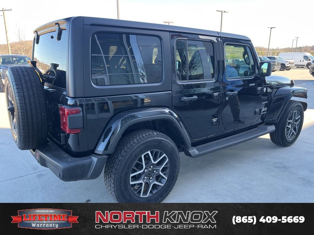 Used 2024 Jeep Wrangler Sahara w/ Safety Group image 18