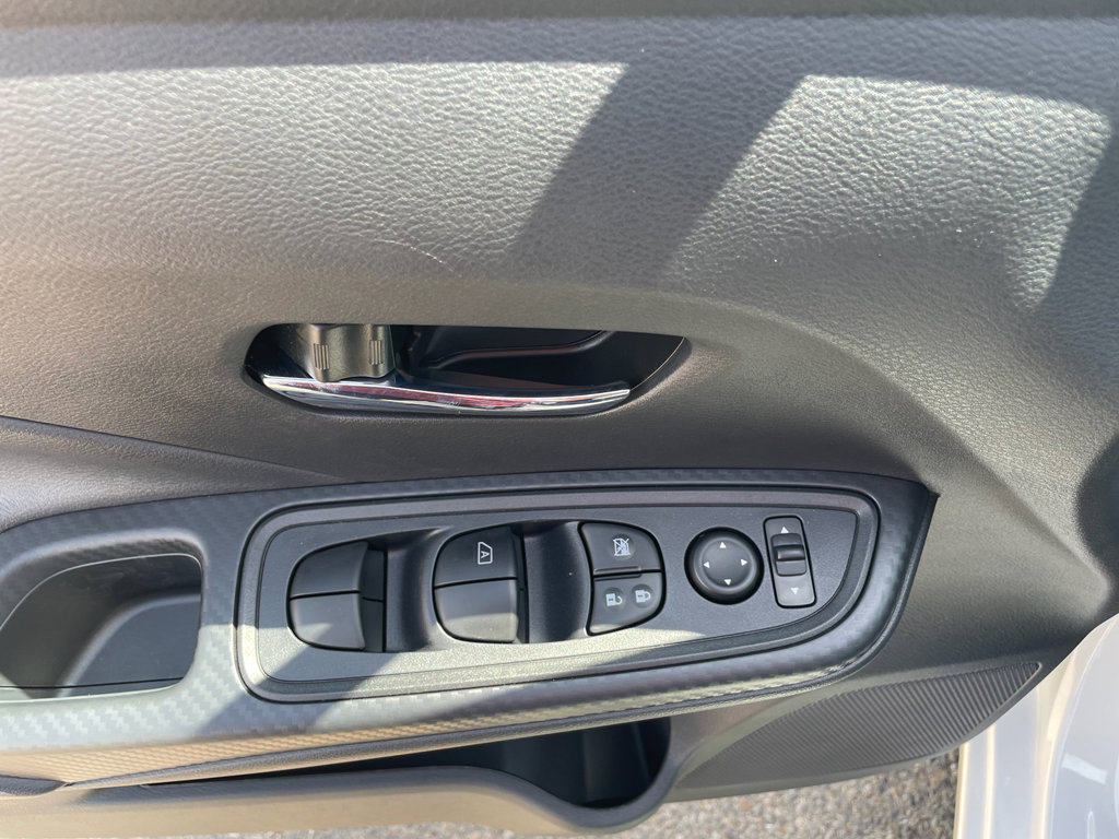 New 2025 Nissan Versa SV w/ Trunk Package FWD image 15