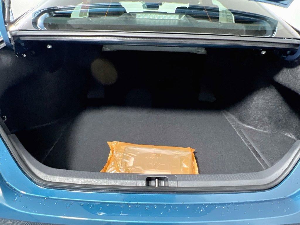 New 2026 Toyota Camry XSE FWD image 31