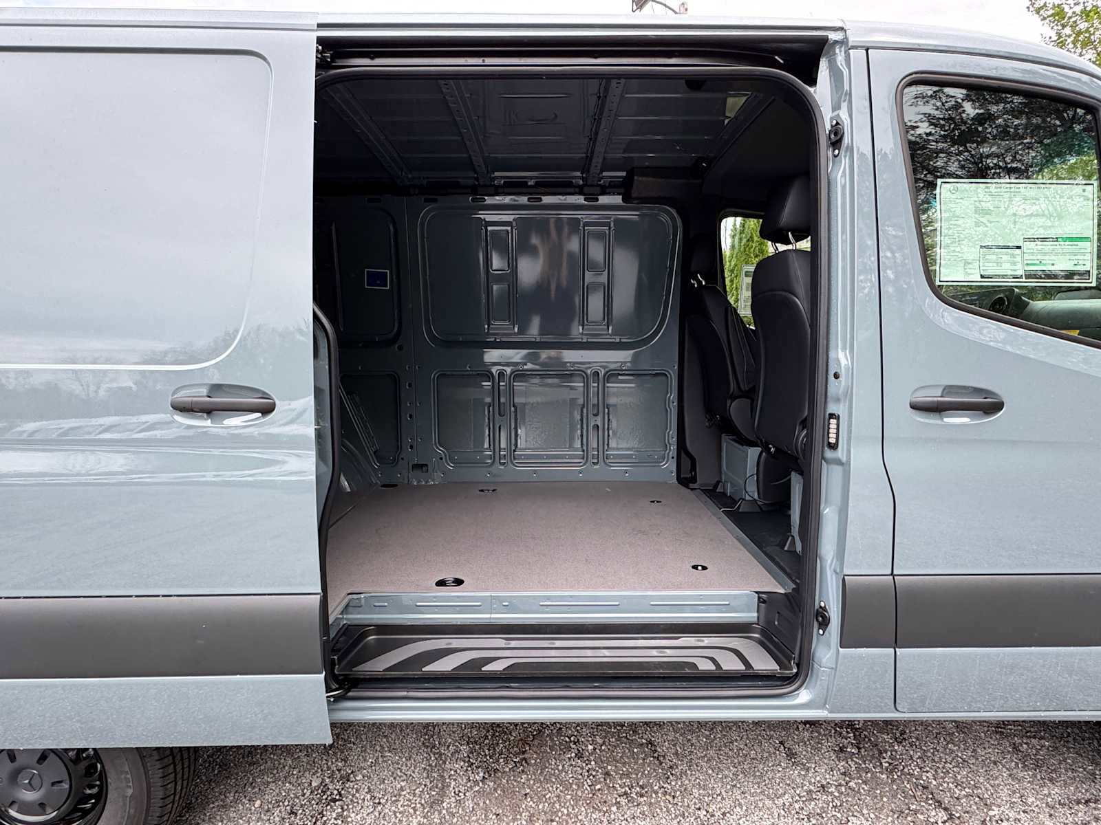 New 2025 Mercedes-Benz Sprinter 2500 image 9