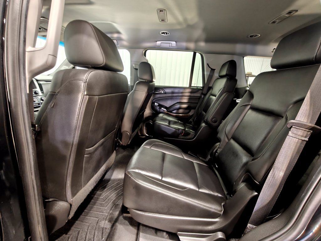 Used 2019 Chevrolet Tahoe LT w/ Luxury Package AWD/4WD image 30
