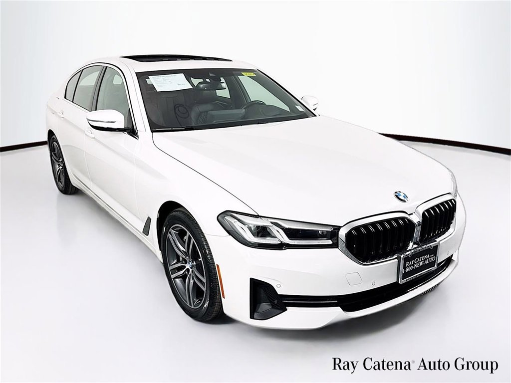 Certified 2022 BMW 530i xDrive w/ Premium Package image 1