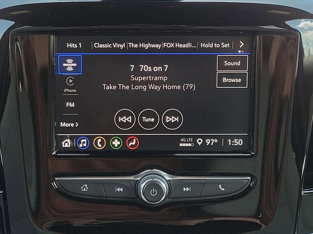 Used 2023 Chevrolet Traverse LS image 18