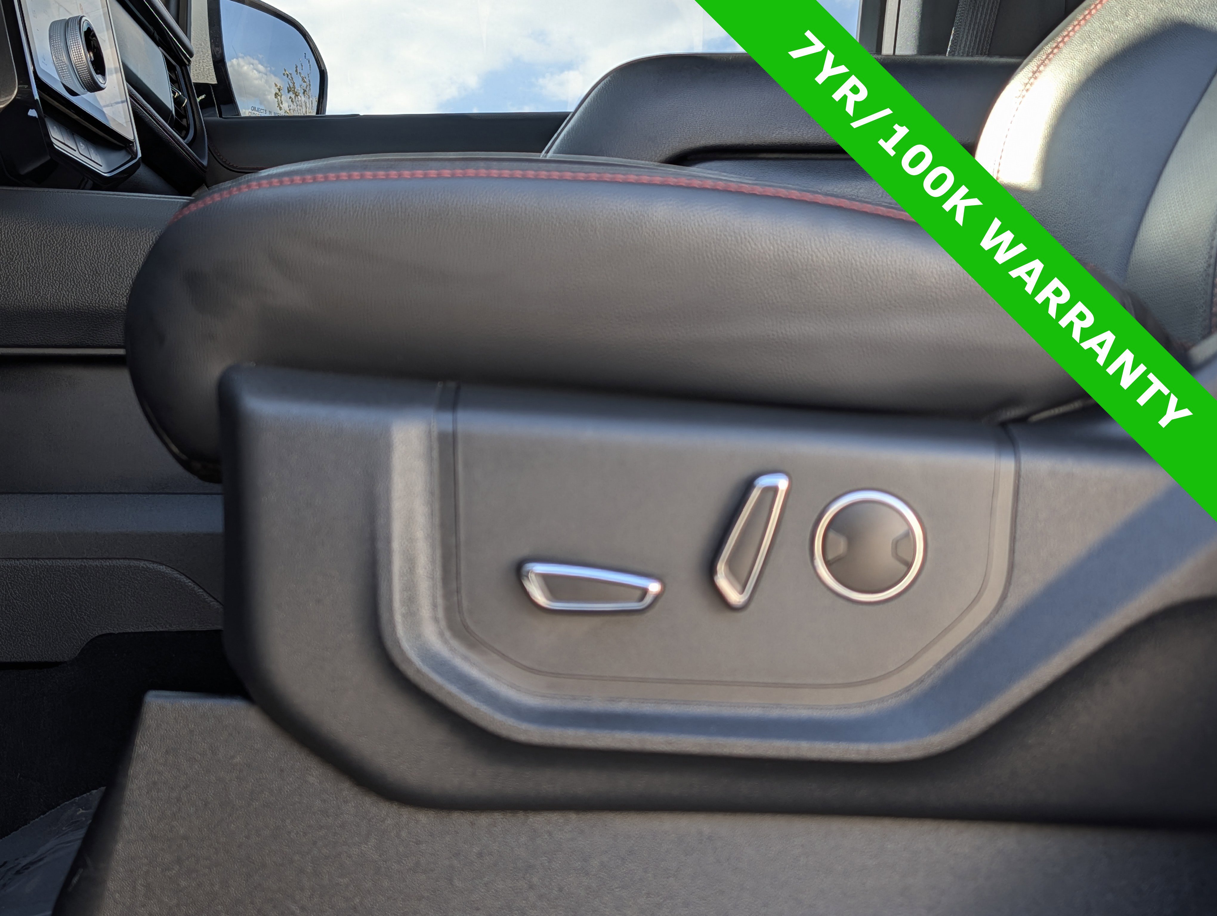 Certified 2024 Ford Expedition Limited image 24