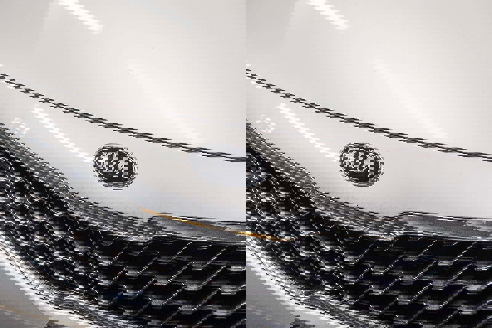 Used 2019 Kia Optima LX image 8