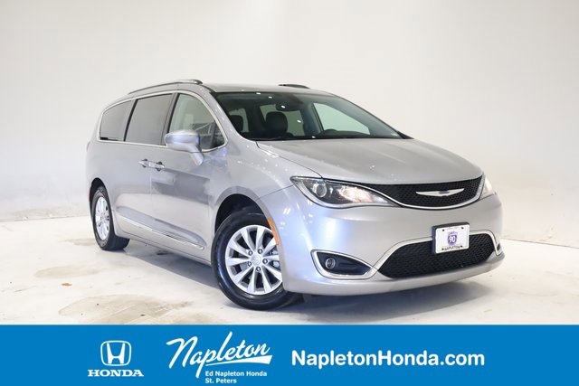 Used 2018 Chrysler Pacifica Touring-L