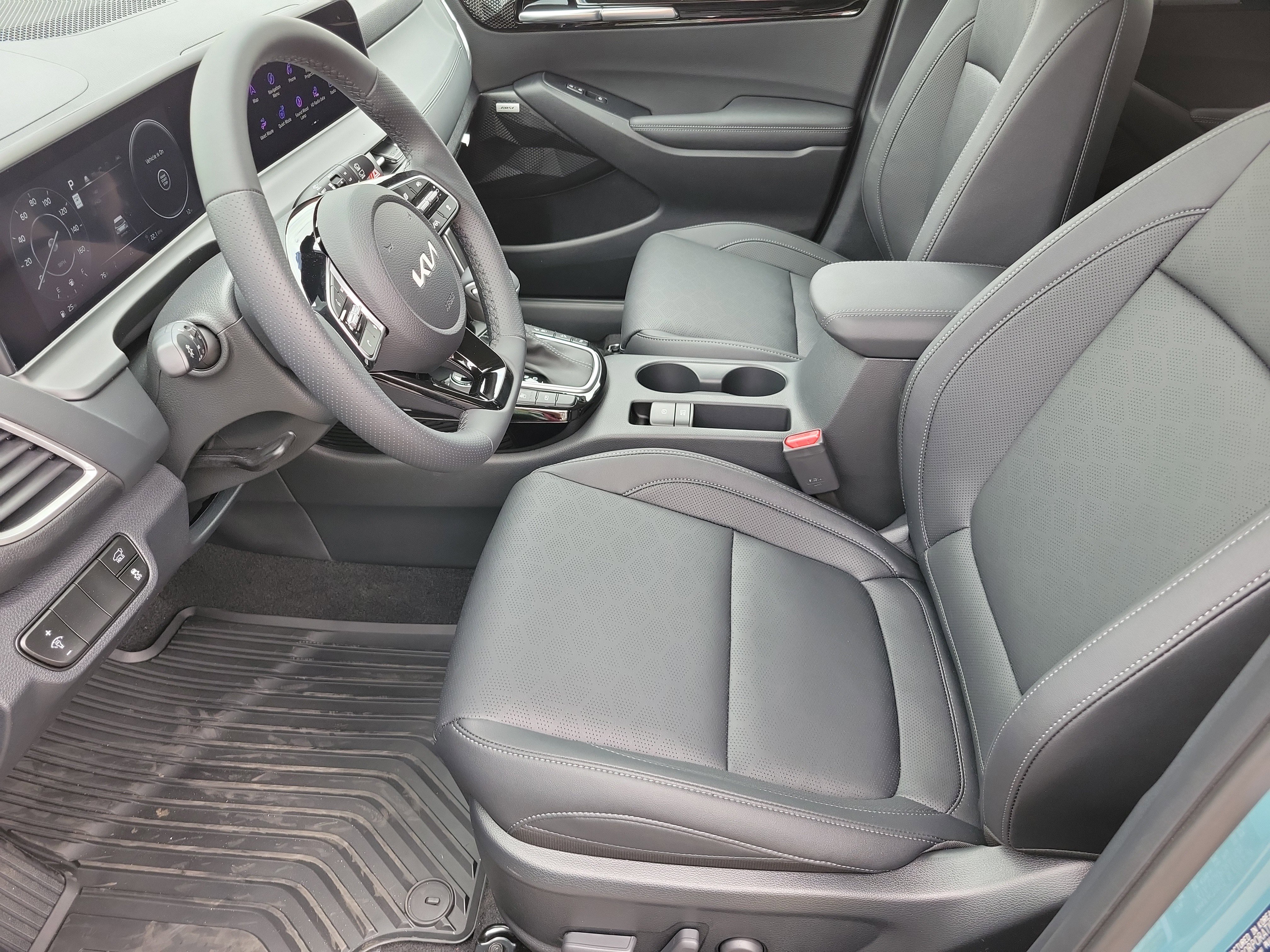 New 2026 Kia Seltos SX AWD/4WD image 3