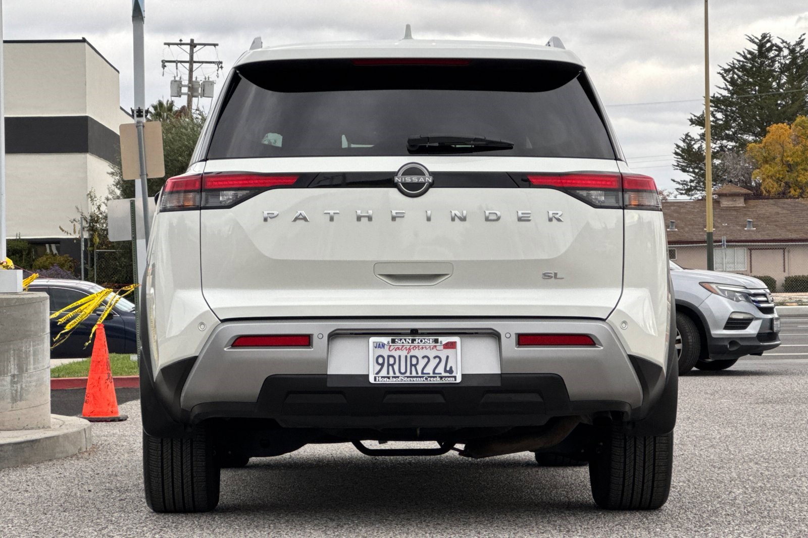 Used 2024 Nissan Pathfinder SL w/ SL Premium Package image 10