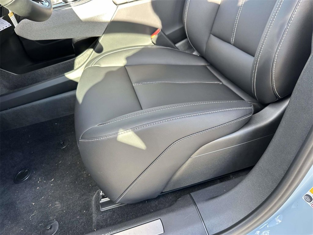 New 2025 Cadillac Optiq Sport 1 image 15