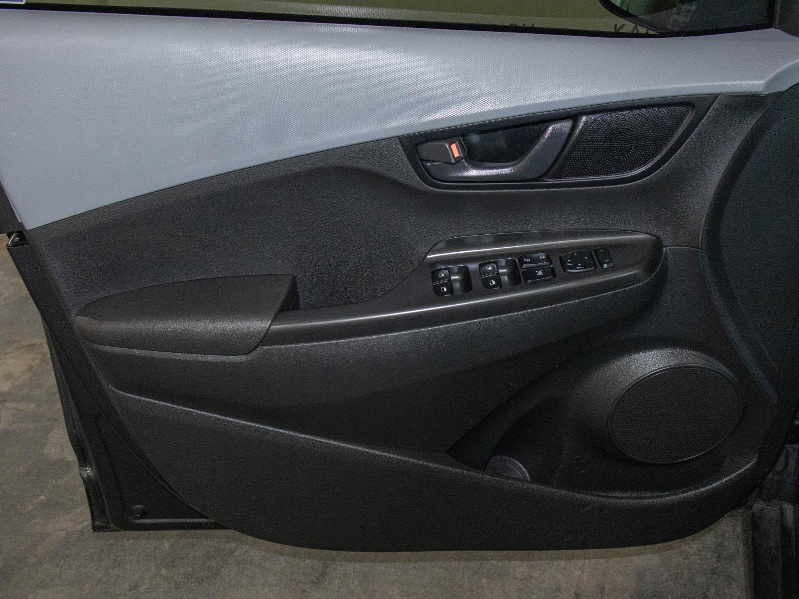 Used 2019 Hyundai Kona SE image 10