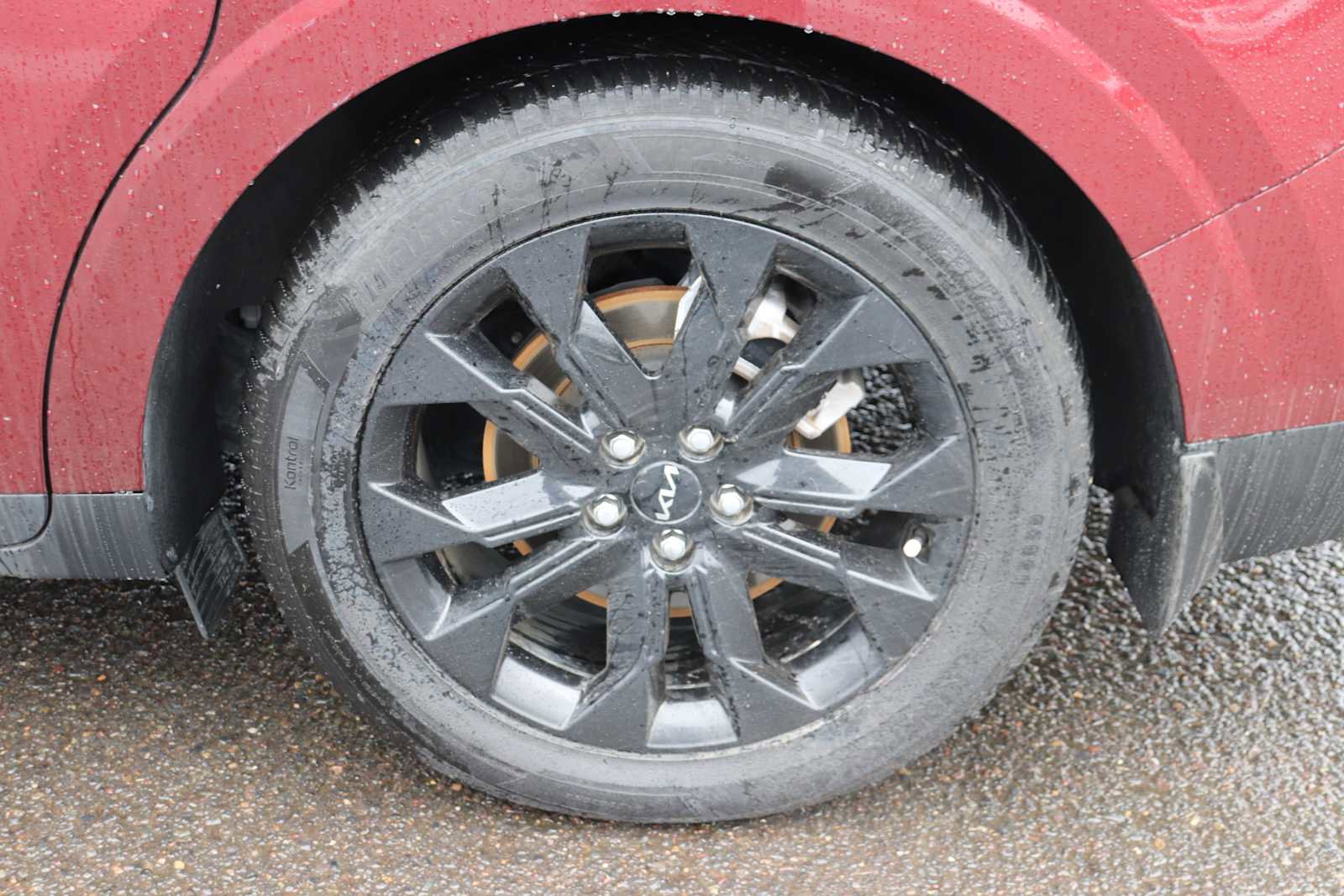 Used 2022 Kia Carnival SX Prestige image 9