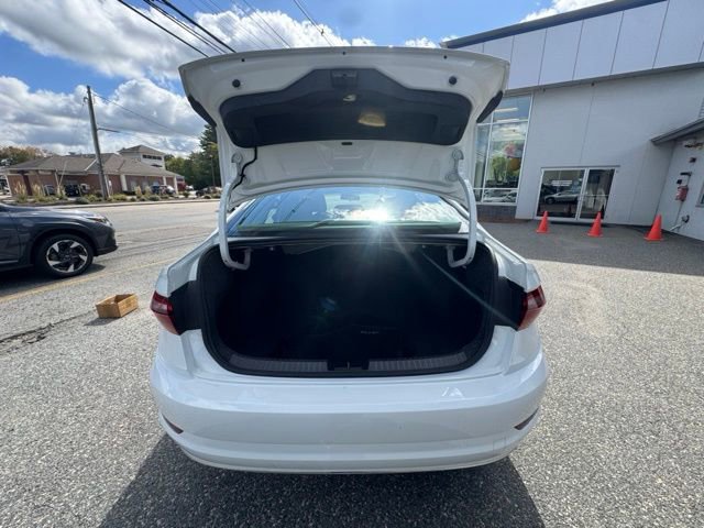 Used 2019 Volkswagen Jetta S w/ Driver Assistance Package image 11