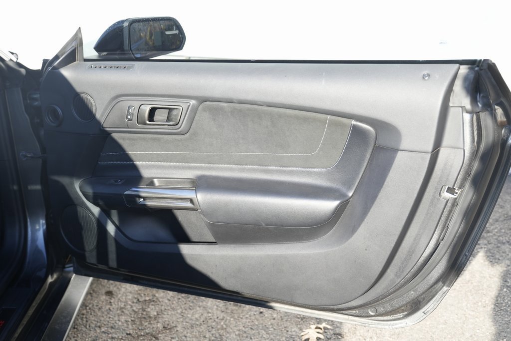 Used 2017 Ford Mustang Shelby GT350 image 46