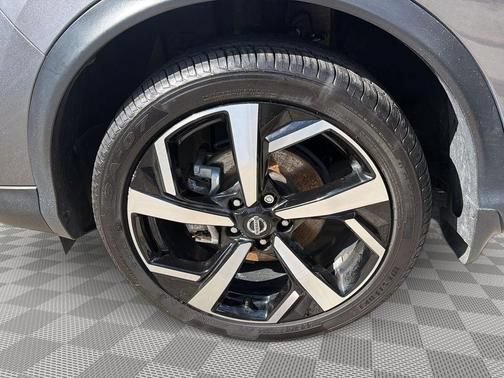 Used 2022 Nissan Rogue Sport SL AWD/4WD image 13