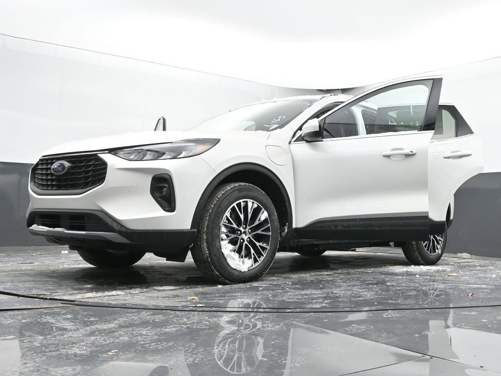 New 2026 Ford Escape Base w/ Class II Trailer Tow Package image 69